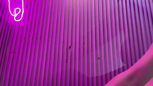 cummingstar25 online show from December 2, 1:07 am