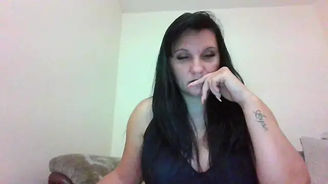 mayatiffany20 online show from September 10, 9:59 pm