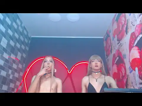 Snapshot of julessxcharlotte chatting on September 24, 2:27 pm julessxcharlotte online show from September 24, 2:27 pm