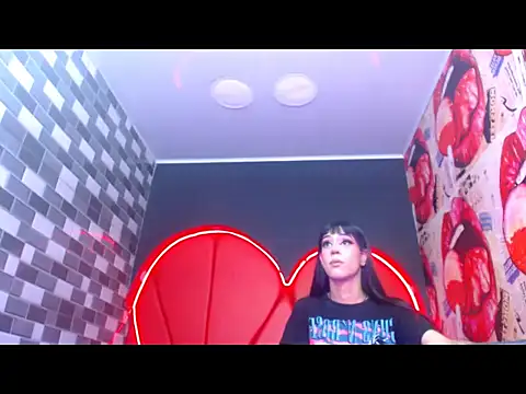 Snapshot of julessxcharlotte chatting on September 10, 2:06 pm julessxcharlotte online show from September 10, 2:06 pm