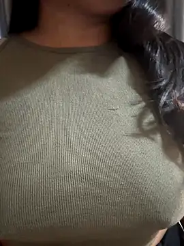 Snapshot of Maggi-is-back chatting on September 24, 12:59 pm Maggi-is-back online show from September 24, 12:59 pm