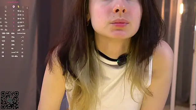 VernonKnapik online show from September 27, 7:43 pm