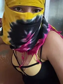 crazy111girl online show from February 11, 12:39 pm