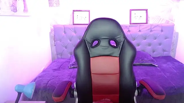 Snapshot of Nyxie_tk chatting on September 19, 7:57 pm Nyxie tk online show from September 19, 7:57 pm