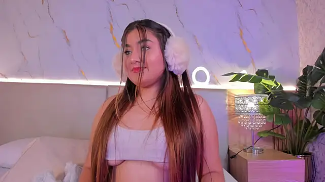 ChloeeMonroee online show from November 4, 12:43 pm