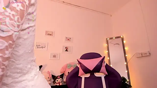 Jazmintorress online show from September 30, 1:06 pm