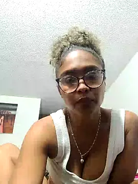 BiiancaEstradaa online show from October 12, 11:29 pm