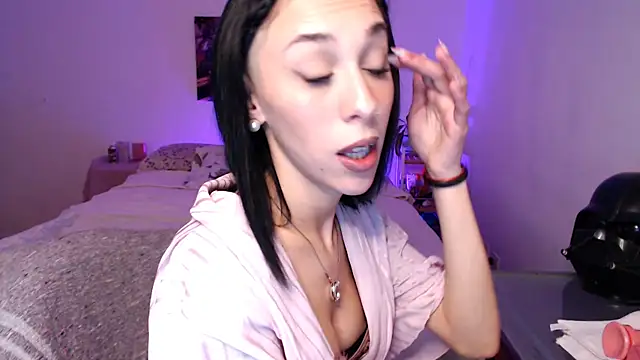 Sofia Amour online show from September 8, 11:04 pm
