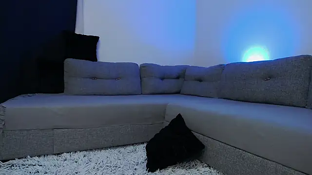 kittennoir online show from November 24, 10:45 pm