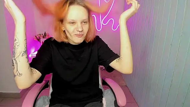 Snapshot of Elieiza_xo chatting on October 7, 9:25 am Elieiza xo online show from October 7, 9:25 am