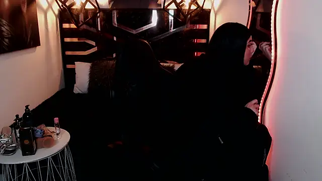 Natalie loffreda online show from April 13, 7:47 pm