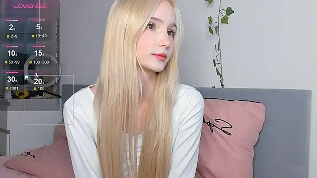 Snapshot of l1sa_spears chatting on October 31, 9:52 pm l1sa spears online show from October 31, 9:52 pm