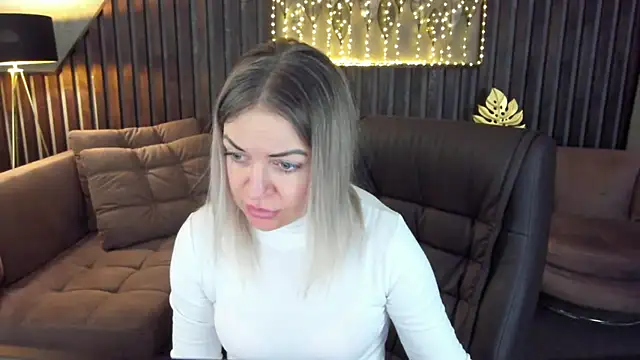 Anna Snows online show from March 25, 6:27 am