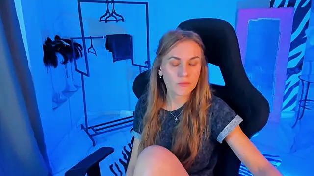 VanessaMates online show from October 27, 5:36 am