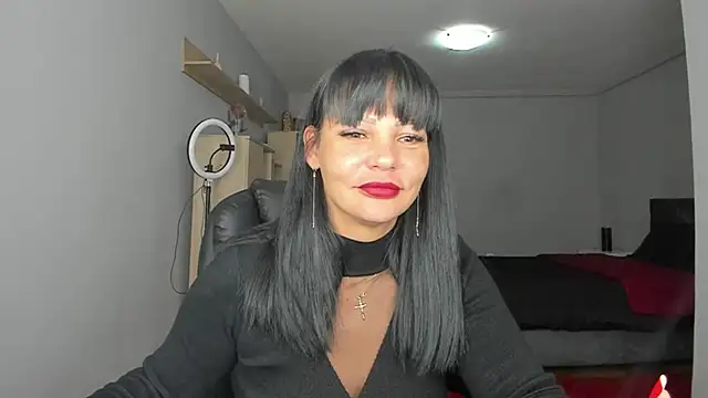 Snapshot of Ella_sweety00 chatting on September 28, 9:09 pm Ella sweety00 online show from September 28, 9:09 pm