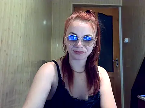 Snapshot of Kisa26311 chatting on October 25, 5:09 pm Kisa26311 online show from October 25, 5:09 pm