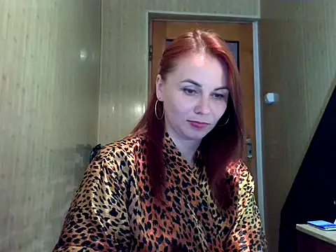 Snapshot of Kisa26311 chatting on October 29, 9:35 am Kisa26311 online show from October 29, 9:35 am