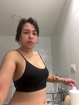 Snapshot of Kitty5348 chatting on October 11, 9:47 am Kitty5348 online show from October 11, 9:47 am