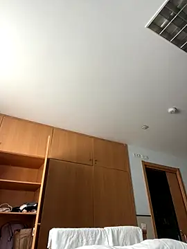 Snapshot of Kitty5348 chatting on October 21, 10:30 am Kitty5348 online show from October 21, 10:30 am