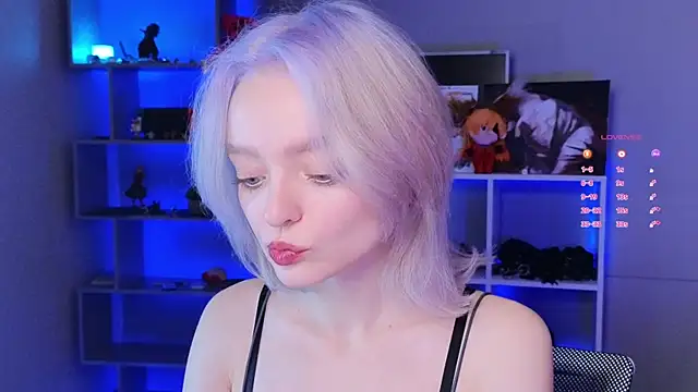 ShizukaBlanche online show from September 18, 3:49 am