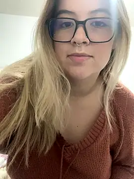 Blair Bunnyy online show from November 16, 8:05 am