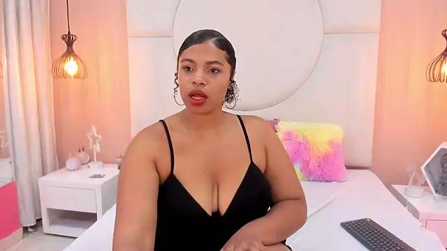 Laila Cairo online show from November 8, 12:54 pm