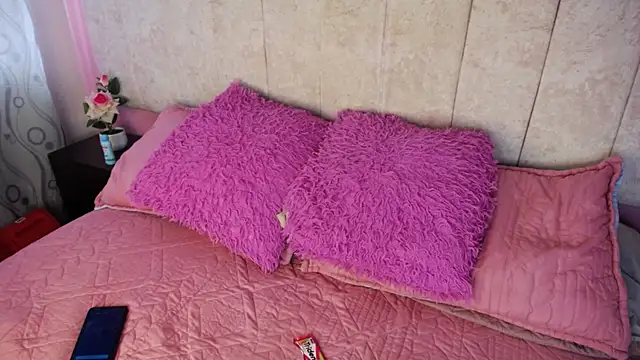 DarlingDuchess  online show from October 9, 4:55 pm