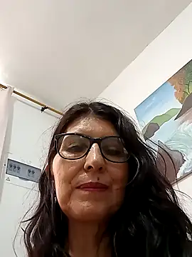 Snapshot of swity_foster chatting on October 5, 1:38 pm swity foster online show from October 5, 1:38 pm