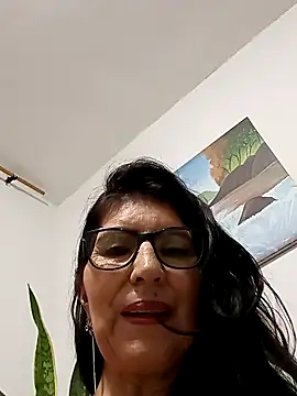 Snapshot of swity_foster chatting on September 27, 10:33 am swity foster online show from September 27, 10:33 am