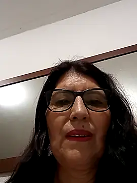 Snapshot of swity_foster chatting on October 15, 11:02 am swity foster online show from October 15, 11:02 am