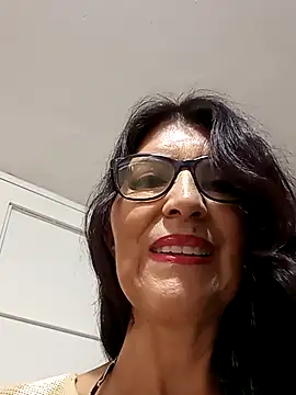 Snapshot of swity_foster chatting on October 21, 12:31 pm swity foster online show from October 21, 12:31 pm