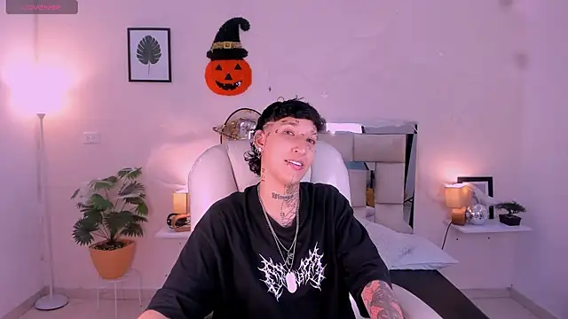 Luci Rose online show from October 23, 3:45 am