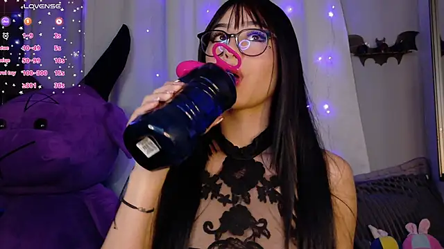 Shar Succubus online show from October 1, 1:10 am