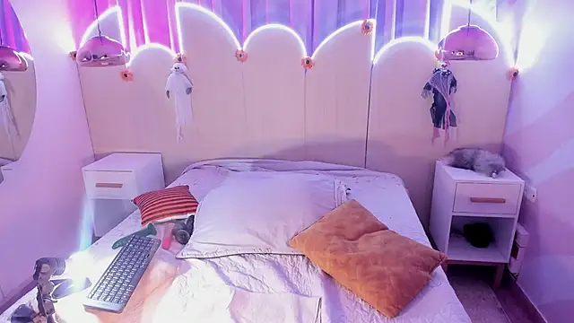 amaranta rouse online show from October 12, 11:56 am