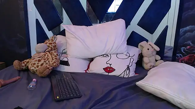 Snapshot of abi_mua chatting on September 25, 10:29 pm abi mua online show from September 25, 10:29 pm