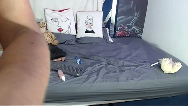 abi mua online show from November 25, 3:36 pm