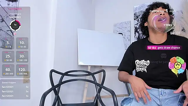 Snapshot of Miriam_milf chatting on October 8, 12:53 pm Miriam milf online show from October 8, 12:53 pm