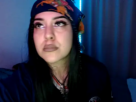 bluegoddessstoned online show from October 3, 3:00 am