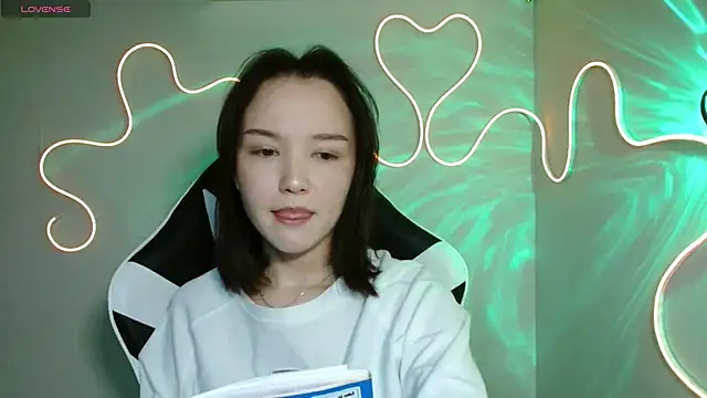 DemiWildcat online show from October 23, 12:00 pm