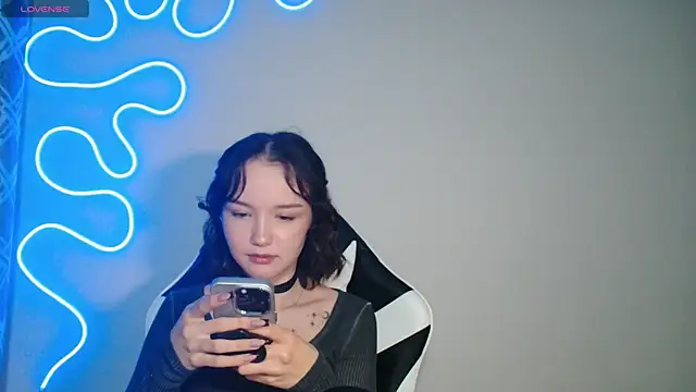 DemiWildcat online show from September 28, 11:48 am