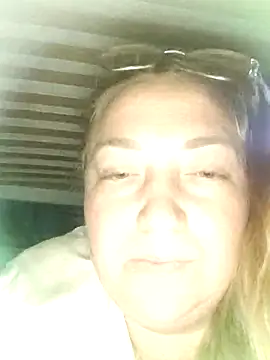 Snapshot of Kiss_Eva chatting on September 10, 8:42 pm Kiss Eva online show from September 10, 8:42 pm