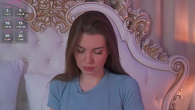 Snapshot of AshleyEvance chatting on October 2, 4:17 am AshleyEvance online show from October 2, 4:17 am