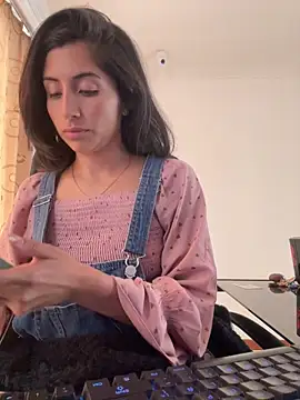 sophie conelly online show from September 16, 3:53 pm