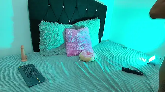 Sophia Nights online show from September 10, 12:32 am