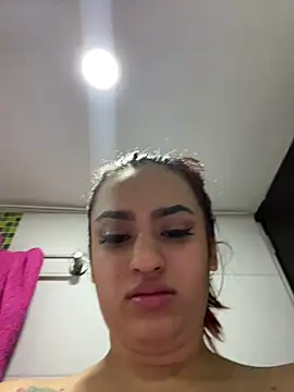 naomirouse  online show from March 22, 5:13 am