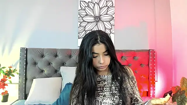 sophiielust online show from September 8, 2:16 pm