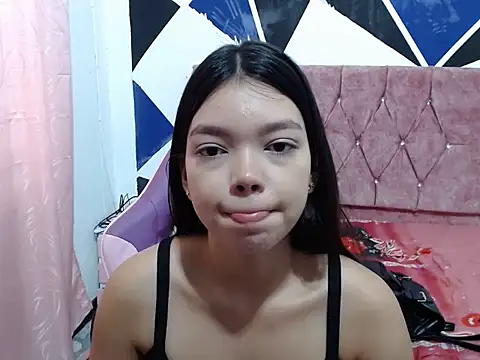 shy luna18 online show from October 20, 12:30 pm