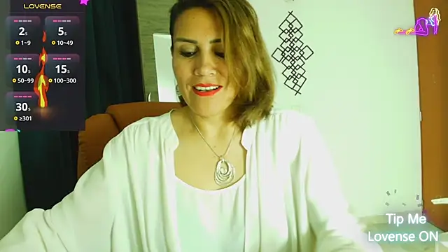 Snapshot of Marysexy73 chatting on September 29, 9:47 am Marysexy73 online show from September 29, 9:47 am