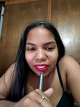 Snapshot of CloeeHills_ chatting on October 6, 12:49 am CloeeHills  online show from October 6, 12:49 am