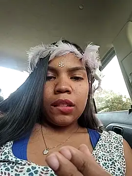 Snapshot of CloeeHills_ chatting on October 31, 7:07 pm CloeeHills  online show from October 31, 7:07 pm